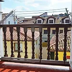 El Corro: Con Parking En Pleno Centro De * Comillas