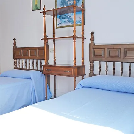 El Corro: Con Parking En Pleno Centro De Apartamento Comillas