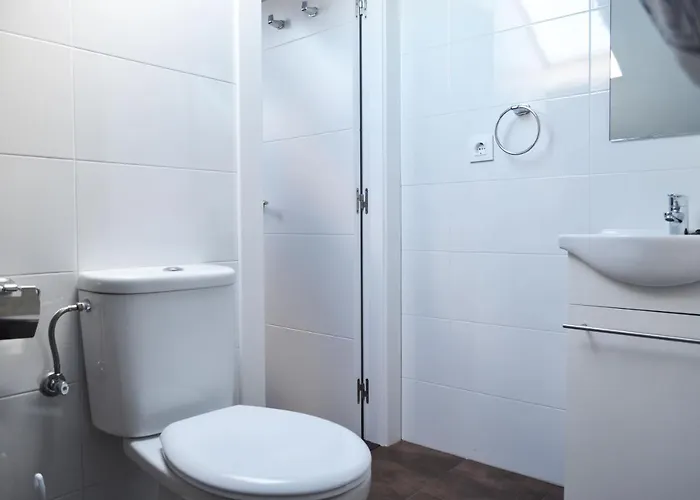 El Corro: Con Parking En Pleno Centro De كوميلاس