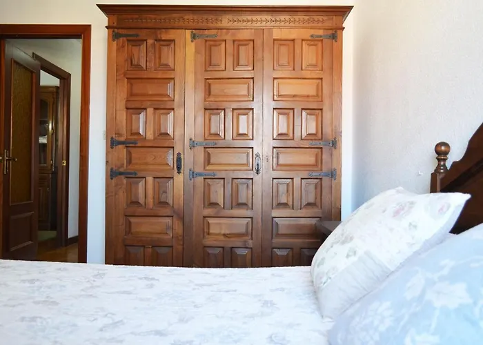 El Corro: Con Parking En Pleno Centro De *