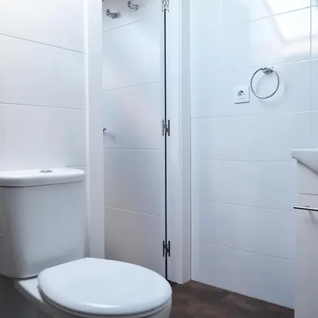 El Corro: Con Parking En Pleno Centro De Comillas